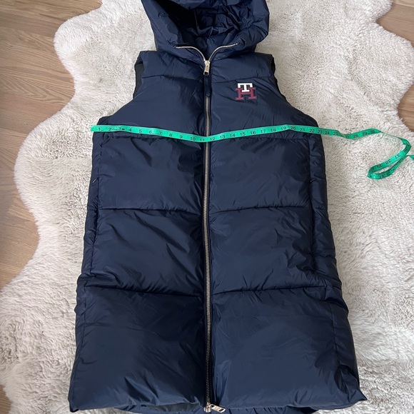 Tommy Hilfiger sleeveless puffer long coat women’s vest size S. Oversized - Picture 10 of 16
